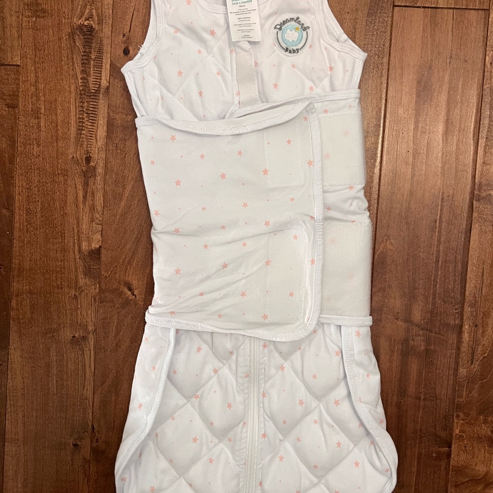 Dreamland swaddle